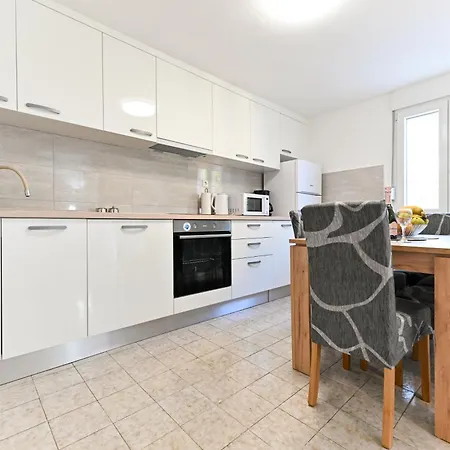 Sunset Puntamika Daire *