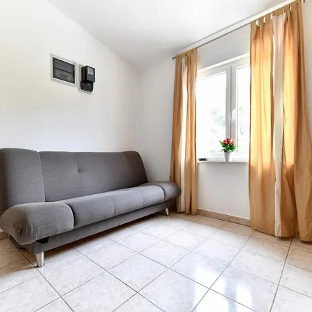 아파트 Sunset Puntamika