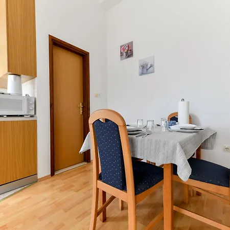 Sunset Puntamika 자다르