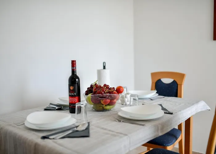 Sunset Puntamika Apartmán *